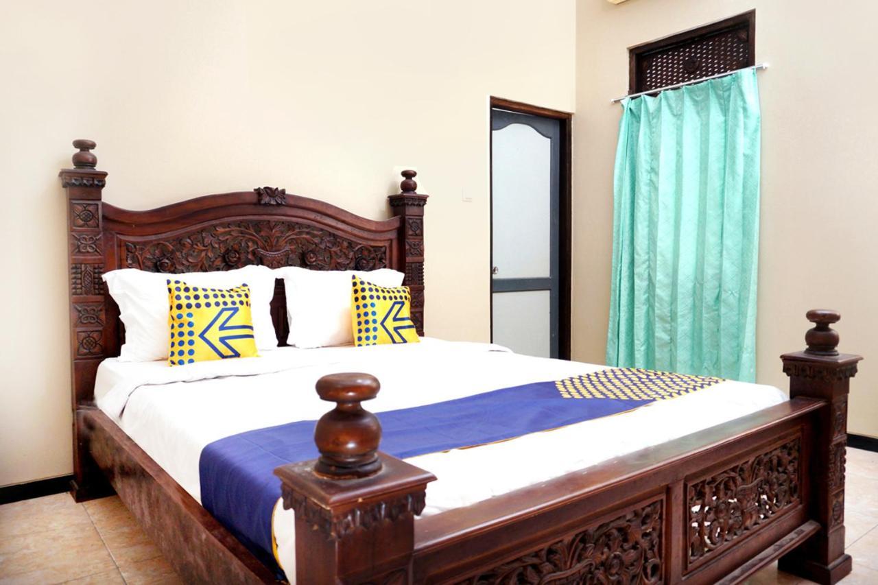 Spot On 2629 Duta Karimun Hotel Karimunjawa Exterior photo